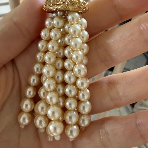 Deidre Hall Long Necklace with Pearl Cluster Tassel Pendant - Picture 6 of 10